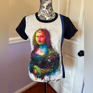 Plains & Prints- women’s, Colorful Mona Lisa Graphic shirt, size 4